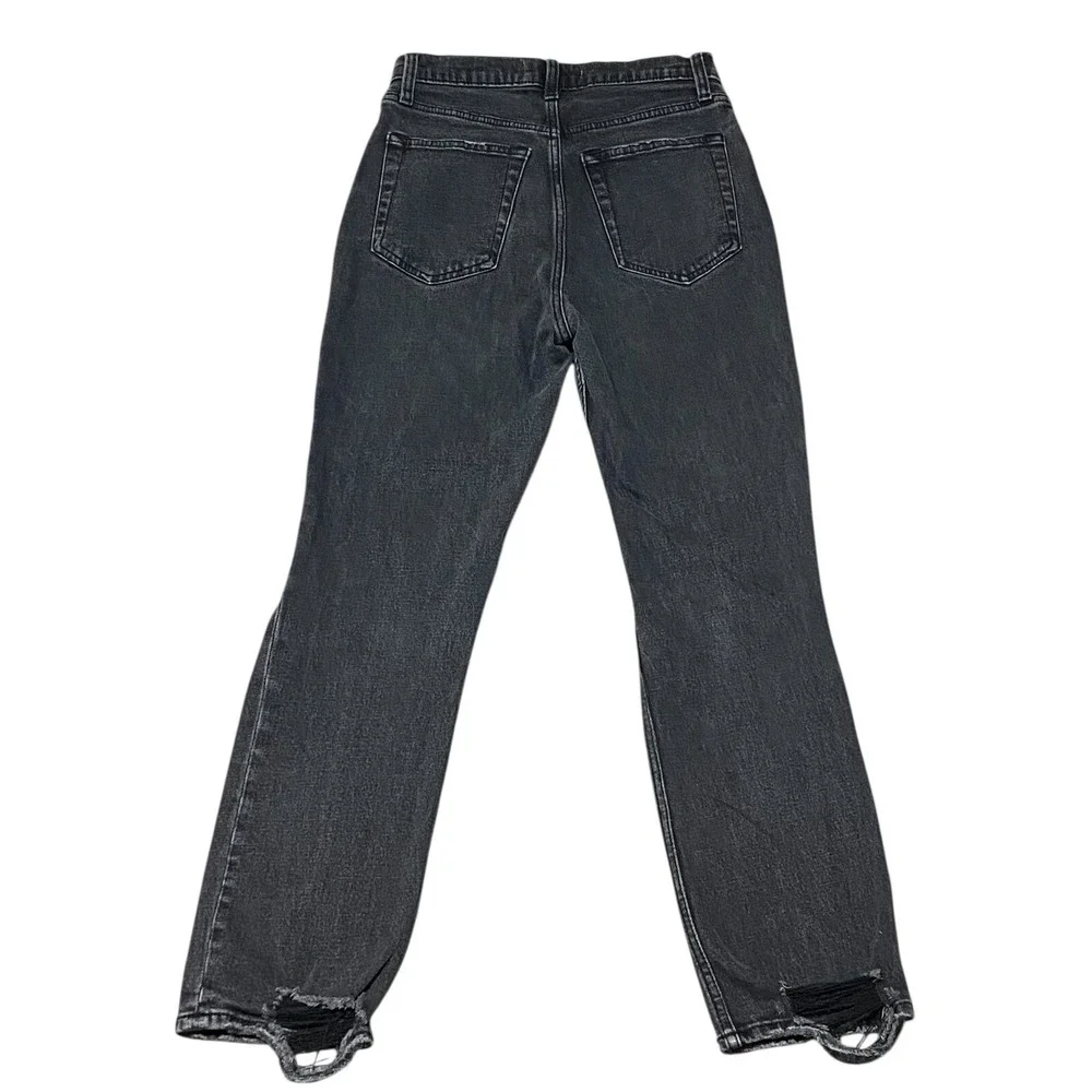 Abercrombie & Fitch Ankle Straight Ultra High Rise Distressed Black Wash Jean 26
